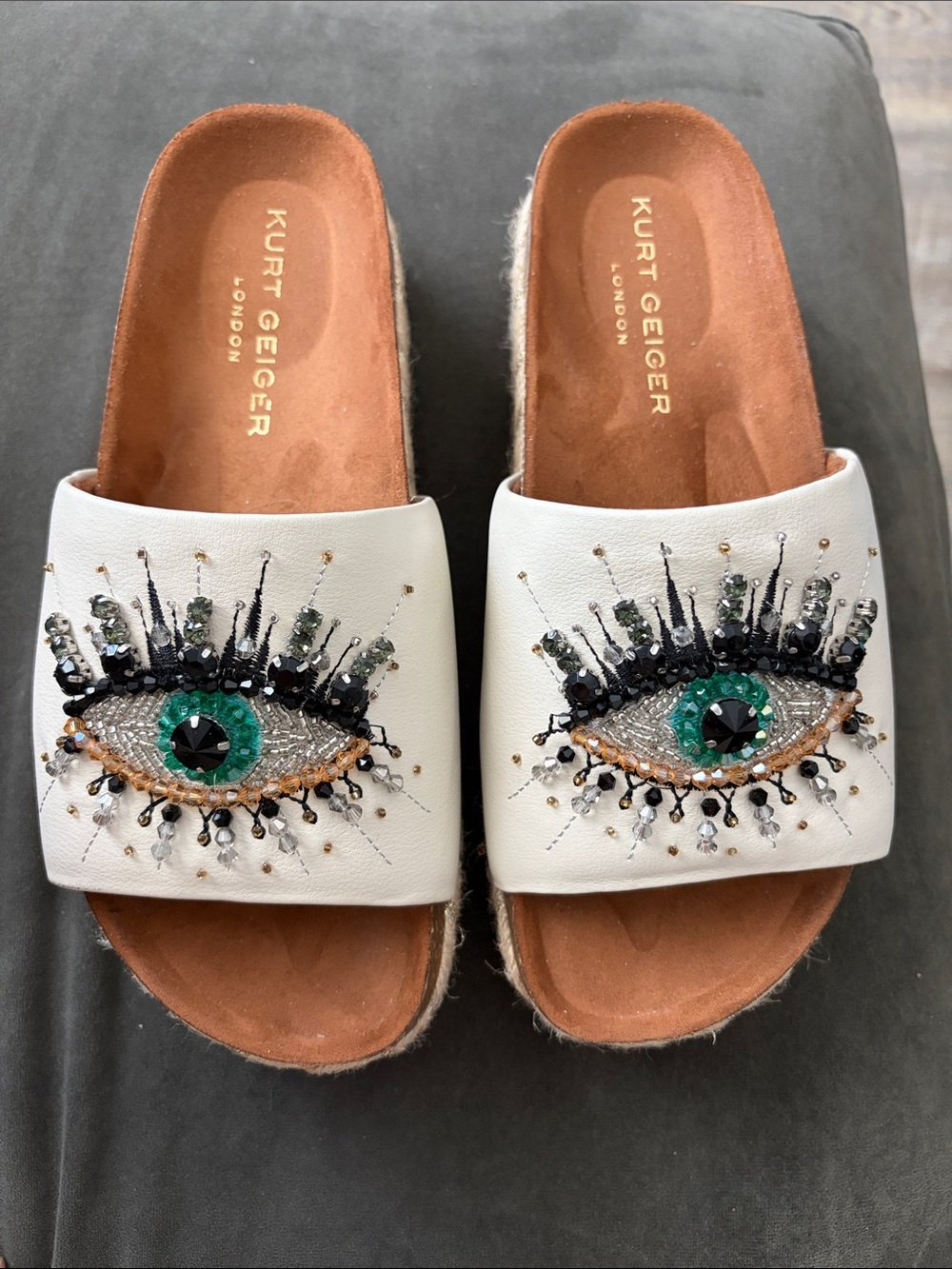Kurt Geiger London Kensington Eye Flatform Sandals – Bone Leather